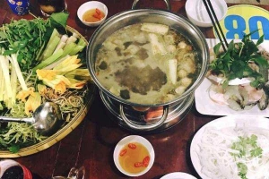 Quán Ăn Lẩu Mắm Trường Vũ