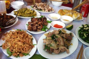 Quán Ăn Lợn Mán Toản Hạ