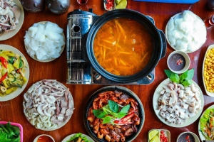 Quán Ăn Lòng "Chát" - Trần Thái Tông