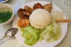 Quán Ăn Loving Hut - Cơm Chay - Chùa Láng