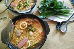 Quán Ăn Mì Cay Kitachi - Quang Trung