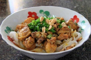 Quán Ăn Mì Gà Ớt Xanh