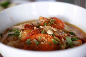Quán Ăn Mì Quảng Bà Tuyết