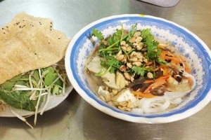 Quán Ăn Mì Quảng & Phở Chay