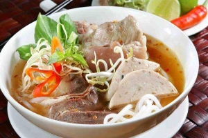 Quán Ăn Món Ăn Huế - Phố Chiền