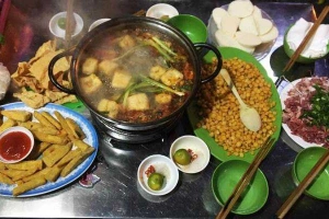 Quán Ăn MT - Cơm Tám & Lẩu Cua Đồng
