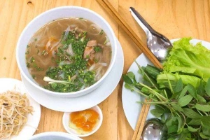 Quán Ăn Nam Ngân - Phở & Miến