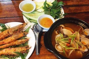 Quán Ăn Năm Y Quán - Hải Sản Nướng Tại Bàn