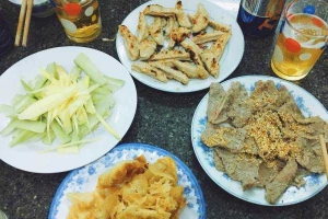 Quán Ăn Nem Chả Tuận