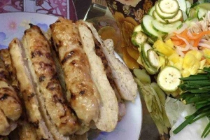 Quán Ăn Nem Nướng Lệ - Bà Triệu