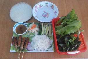 Quán Ăn Nem Nướng - Phan Bội Châu