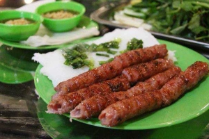 Quán Ăn Nem Nướng Út Kem Mỹ Tho
