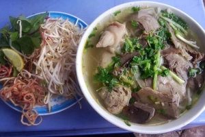 Quán Ăn Nga Hoàng - Bún Bò Huế & Cháo Lòng