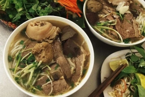 Quán Ăn Ngọc Long - Bún Bò Huế