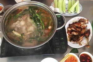 Quán Ăn Ngọc Thực - Lẩu Vịt Vân Đình