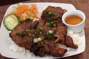 Quán Ăn Ngọc Thúy - Cơm, Bún & Hủ Tiếu