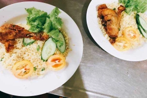 Quán Ăn Ngọc Trang - Cơm Gà Xối Mỡ