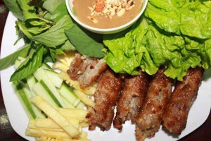 Quán Ăn Nguyễn Tuấn - Làng Nướng