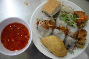 Quán Ăn Như Ý - Bánh Cuốn Nóng