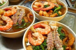Quán Ăn Ốc Bác Tôm - Bún Hải Sản