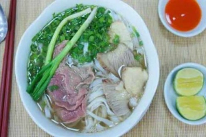 Quán Ăn Phở Bò Chú Hồng