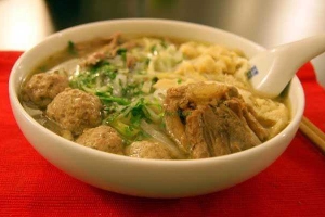 Quán Ăn Phở Bò Viên Tàu Lý