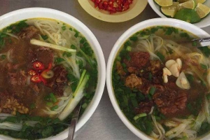 Quán Ăn Phở Chờ - Phở Gà & Phở Bò
