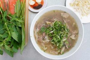 Quán Ăn Phở Hòa - Quốc Lộ 53