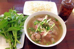 Quán Ăn Phở Hùng Hồng