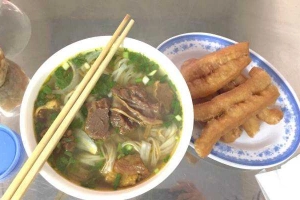 Quán Ăn Phở Hường - Bò Sốt Vang