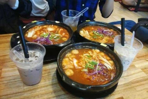 Quán Ăn Phố Mì Cay Seoul 12 Cấp Độ