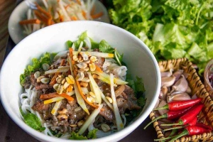 Quán Ăn Phương - Bún Thịt Nướng & Nem Nướng