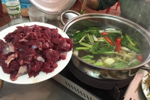 Quán Ăn Phương Linh - Cơm Lẩu Bình Dân