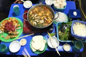 Quán Ăn Phương Linh - Cơm Phở & Lẩu Các Loại