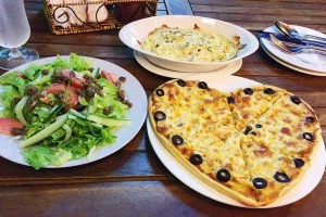Quán Ăn Pizza Buratino 380 - Nguyễn Thái Học
