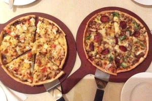 Quán Ăn Pizza Google