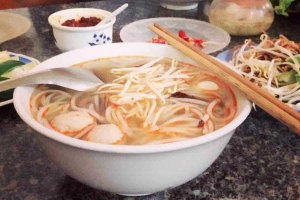 Quán Ăn Quán 242 - Bún Bò Huế