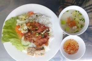 Quán Ăn Quán 54 - Cơm Tấm & Bún Riêu