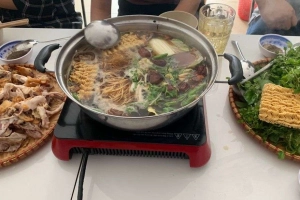 Quán Ăn Saigon Kitchen - Lẩu Gà Sài Gòn