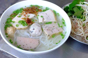 Quán Ăn Quán B52 - Bún Chả Truyền Thống