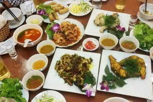 Quán Ăn Quán Cá Việt Trì - Hoàng Ngân