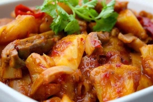 Quán Ăn Quán Cơm Cầu Máng