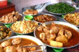 Quán Ăn Quán Cơm Tỷ - Cơm Bình Dân