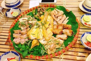 Quán Ăn Quán Gà 16 - Gà Hấp Lá Chanh & Hải Sản
