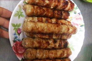 Quán Ăn Quán Hồng - Nem Nướng Đa Lộc