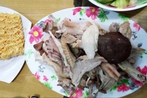 Quán Ăn Quán Linh - Gà Hấp Mướp