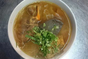 Quán Ăn Quán Ly - Bún Riêu & Hủ Tiếu Bò Viên