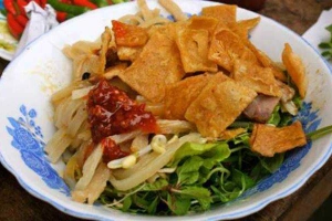 Quán Ăn Quán Mười - Mì Quảng & Cao Lầu