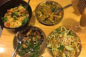 Quán Ăn Quán Qeen - Cút Lộn, Bánh Tráng Trộn