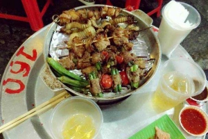 Quán Ăn Quán Xưa - Nướng & Lẩu